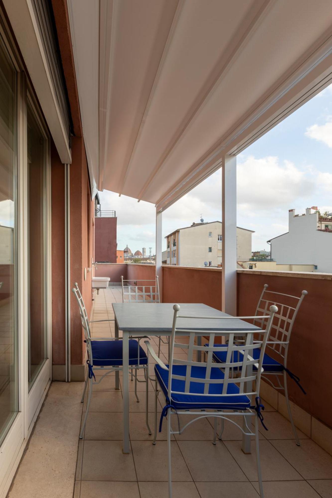 Appartamento Iris -Due Ampie Terrazze Vista Duomo Florenz Exterior foto